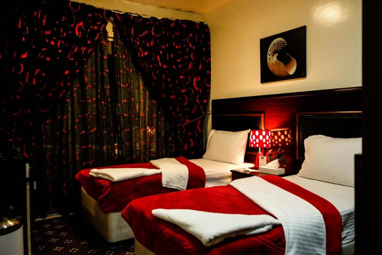 Karoon Hotel ดูไบ ภายนอก รูปภาพ