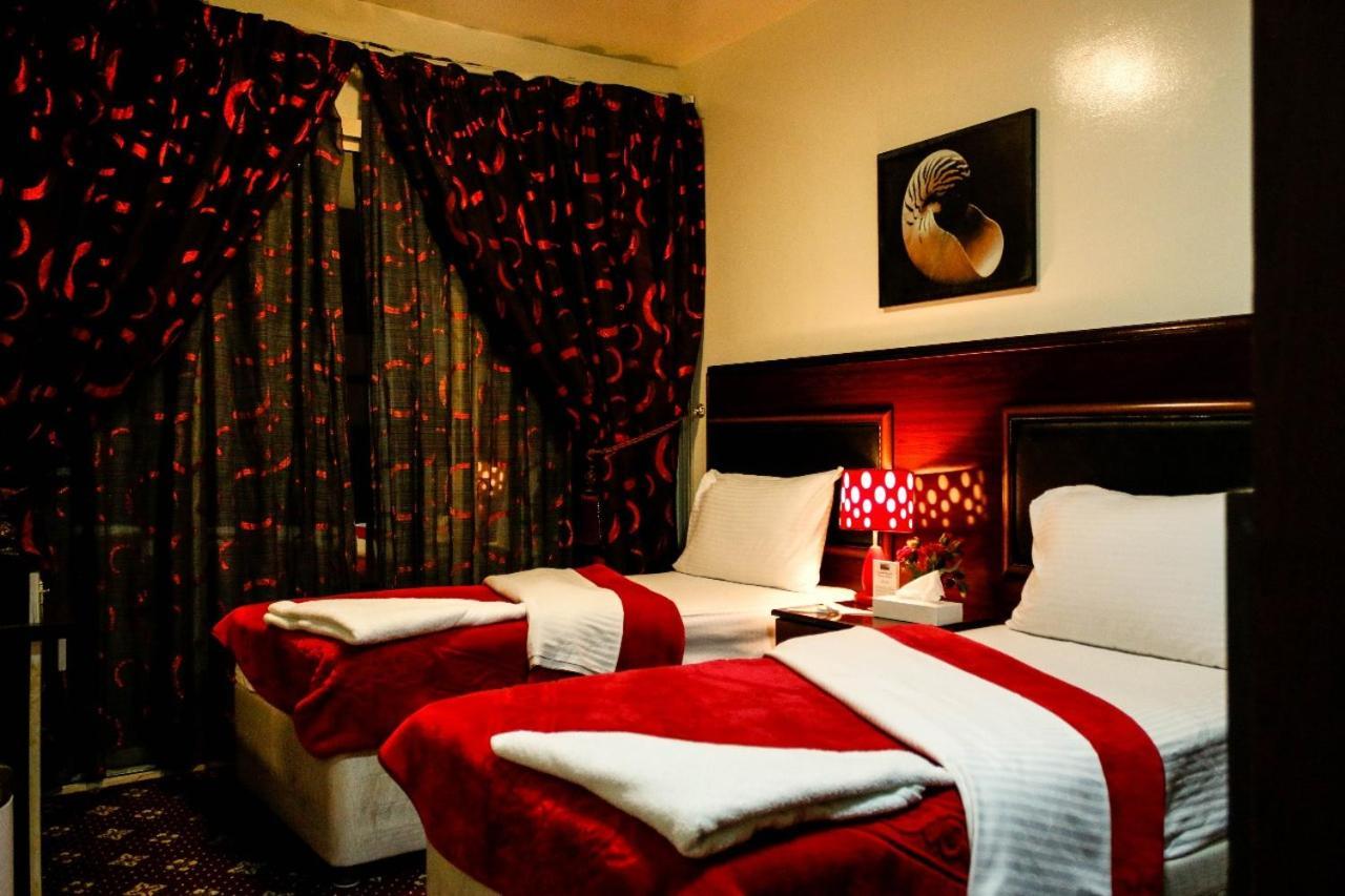 Karoon Hotel ดูไบ ภายนอก รูปภาพ